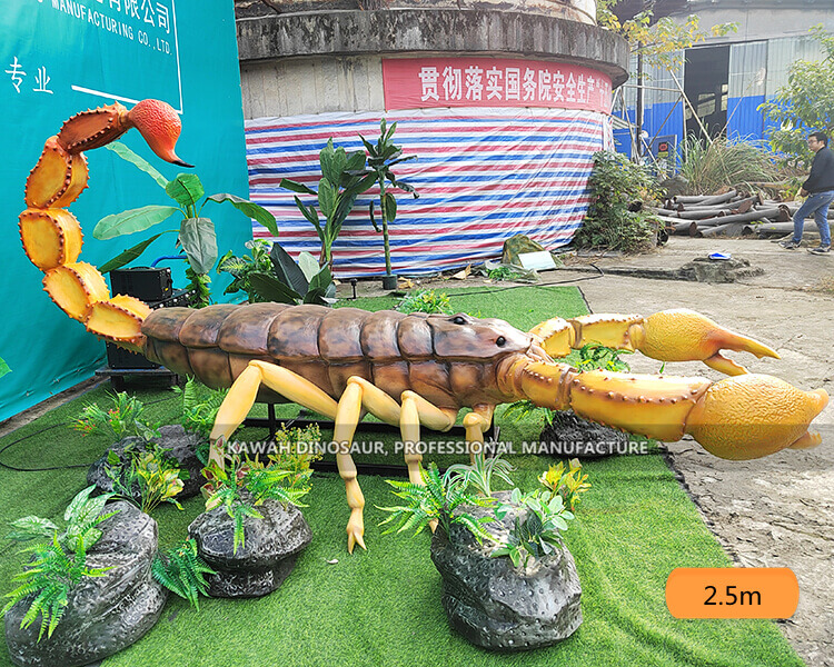 自然公园人造巨型昆虫蝎子模型
